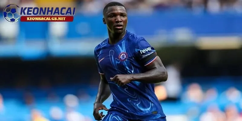 Moises Caicedo dẫn đầu Premier League về chỉ số tranh chấp 